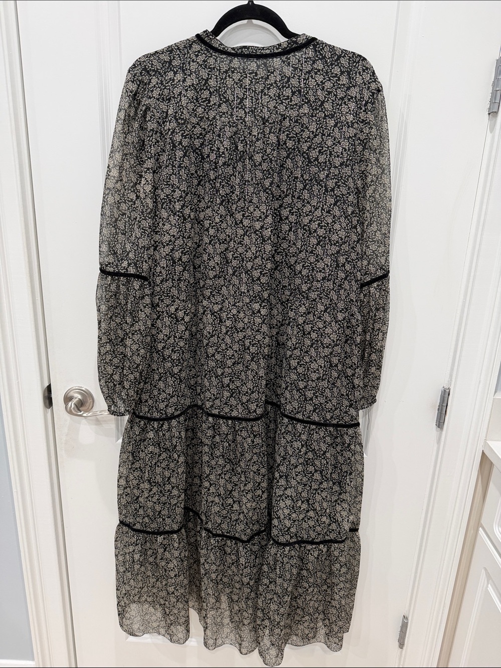 Lucky Brand Black and Cream Floral Long Sleeve Tiered Dress with V-Neck - Picture 5 of 7
